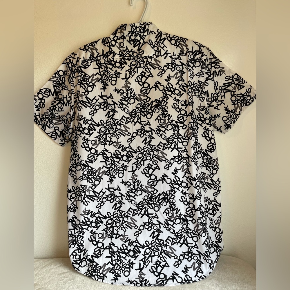 Michael Kors Black and White Logo Men’s Short Sleeve WovenShirt‎ - Picture 3 of 10